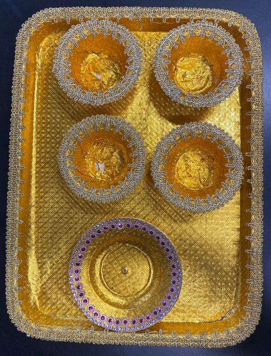 Large rectangle thali with 4 small bowls and one small plate